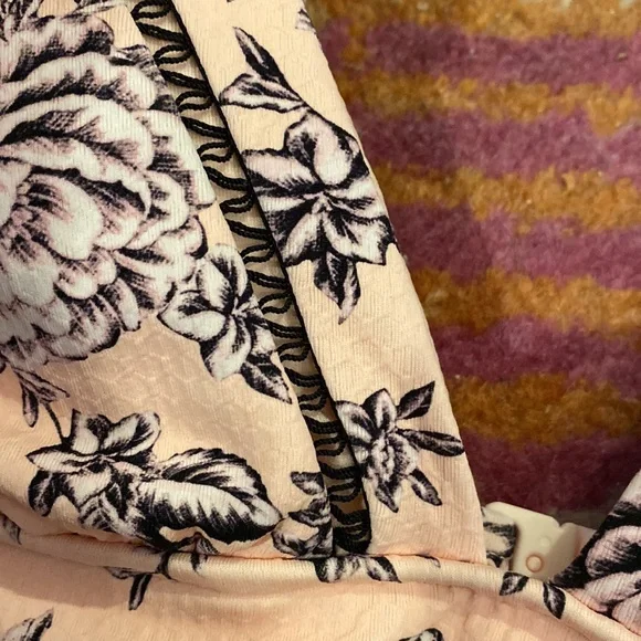 Seafolly Australia US 2 triangle bikini top love birds - Picture 4 of 6